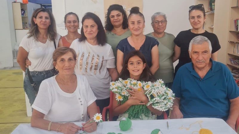 KÜÇÜK YAZAR NEHİR LAL GÖKÇE'DEN ANLAMLI DESTEK