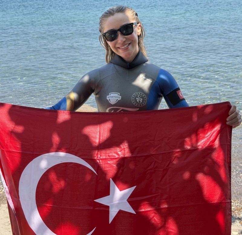 Milli Sporcu Şahika Encümen 68 Metreyle Türkiye Rekoru Kırdı