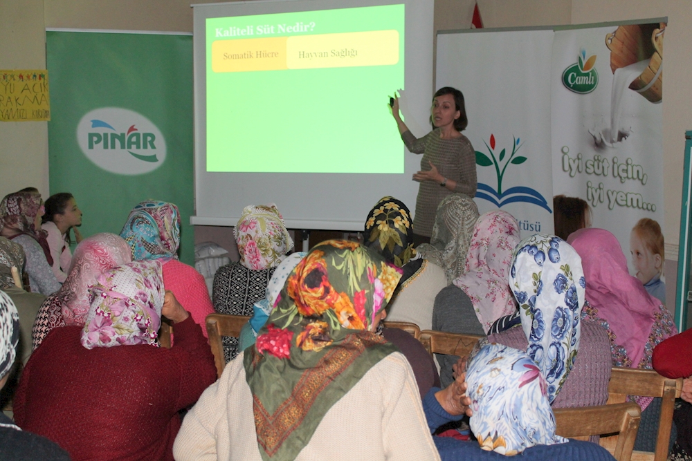 PINAR SÜT, “SÜTÜMÜZÜN GELECEĞİ BİLİNÇLİ ELLERDE” PROJESİYLE KADIN ÜRETİCİLERİ DESTEKLİYOR