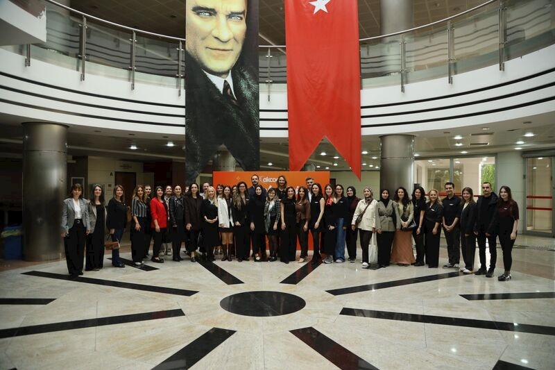 Akcoat ve Sakarya Üniversitesi, “Kadınlar İçin Birlikte Güçlüyüz” Panelini Düzenledi