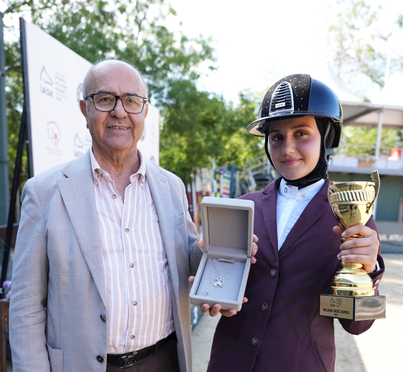 Ariş Pırlanta’dan, “Melahat Aksel Kadınlar Kupası” Birincisine Özel Ödül