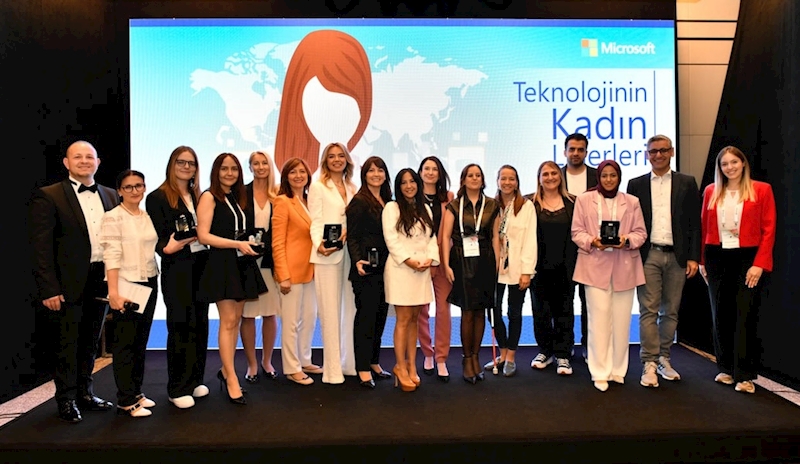 ‘Teknolojinin Kadın Liderleri’ ödüllendirildi