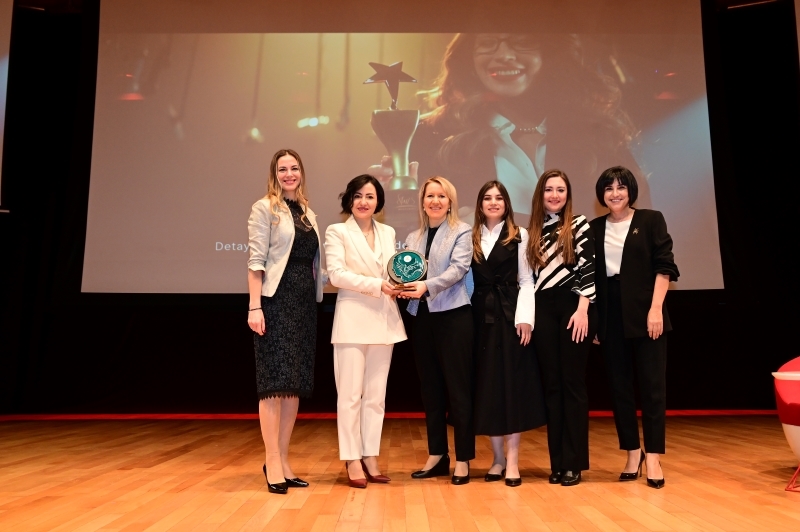 She’s Mentoring Programı’na 5 Prestijli Ödül