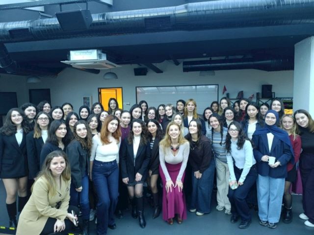 Loréal Türkiye, Uluslararası B..