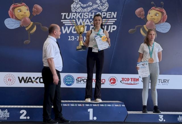 Milli Sporcu Emine Arslan, Tur..
