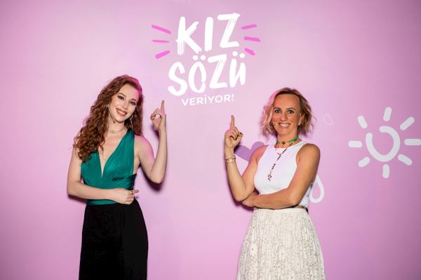 KIZ SÖZÜ İLE MOLPED YANINDA