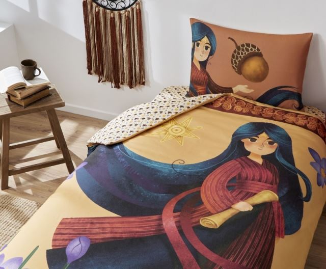 Taç, 23 Nisan Kapsamında Kız Ç..